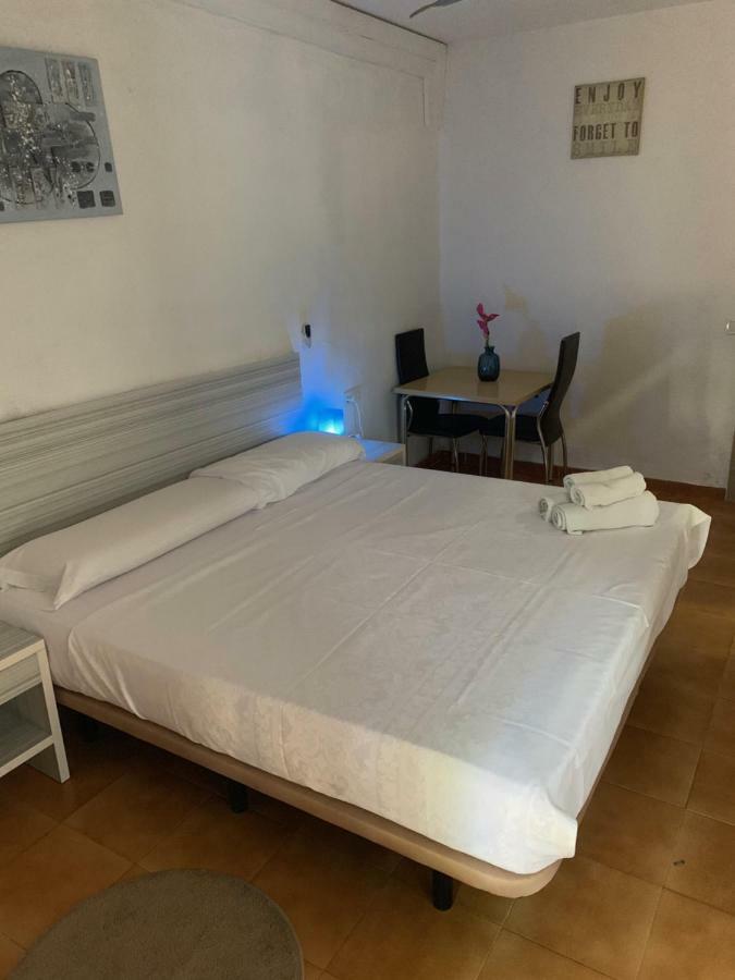 Ancla Beach Apartments Benalmádena Eksteriør billede